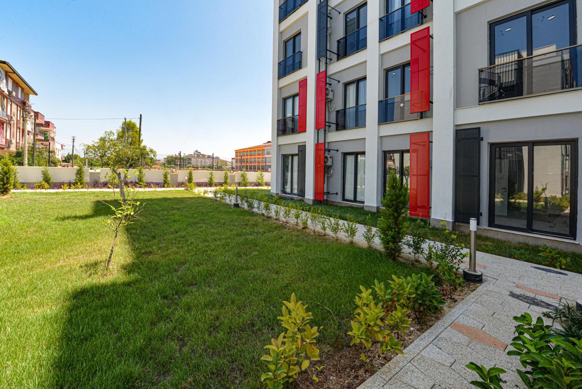 C Suites Antalia Airport Exterior foto