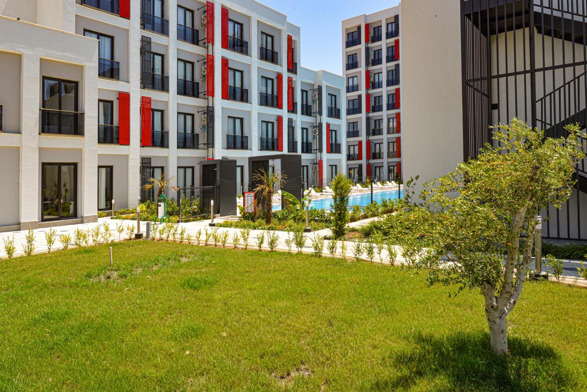 C Suites Antalia Airport Exterior foto