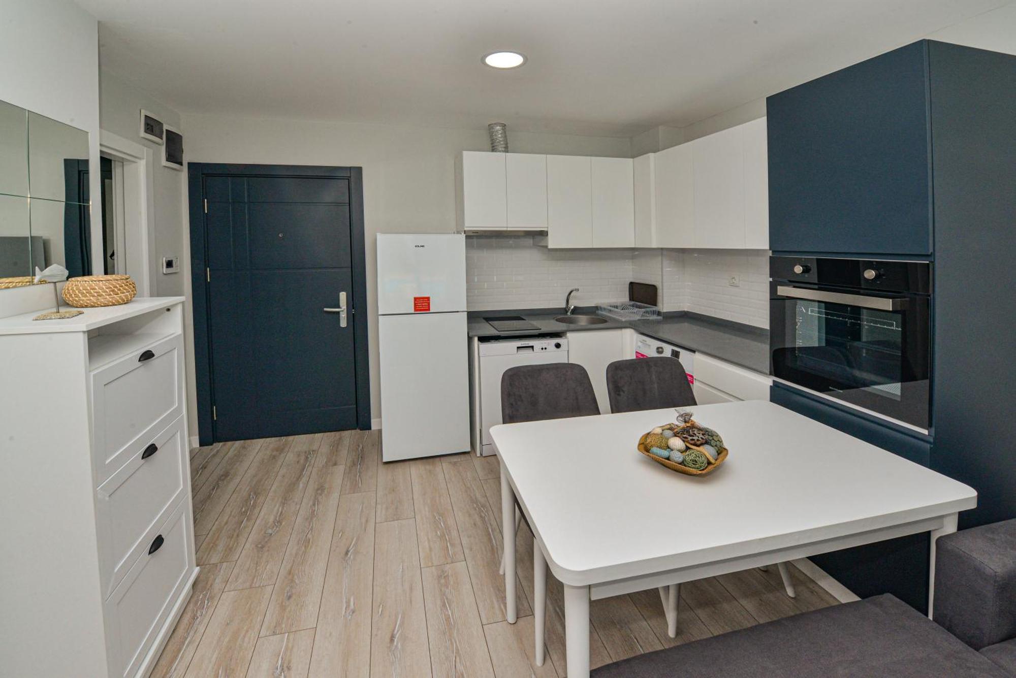 C Suites Antalia Airport Exterior foto